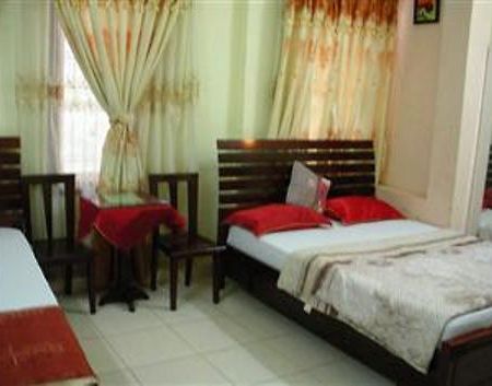 Huong Sen Hotel 2 Hà Nội Phòng bức ảnh
